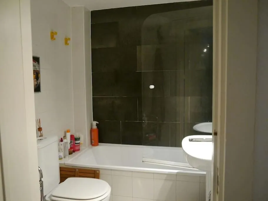 Centrally Located In Old Palace House Sevilla 0*,  España